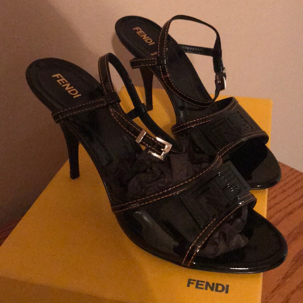 Fendi Black Patent Leather Sandal with Logo